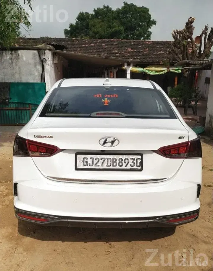 Hyundai Verna Diesel 2020 - કાર - પાલનપુર - Image 5