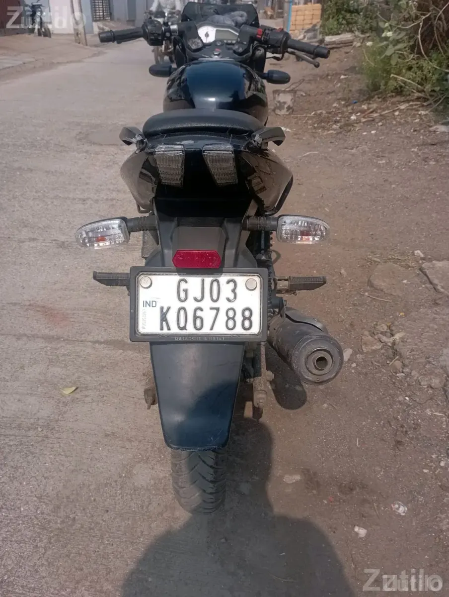 2018 Bajaj Pulsar Second Owner Bike - બાઇક્સ - અમદાવાદ શહેર - Image 5