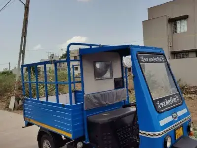 2019 Atul Loading Auto Rickshaw with Documents