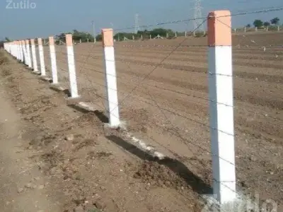 Cement Fencing Poles and Wire Fencing Work