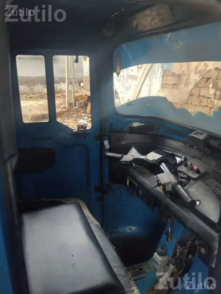 2019 Model Blue Auto Rickshaw - ઓટો રિક્ષા - ગોધરા - Image 3