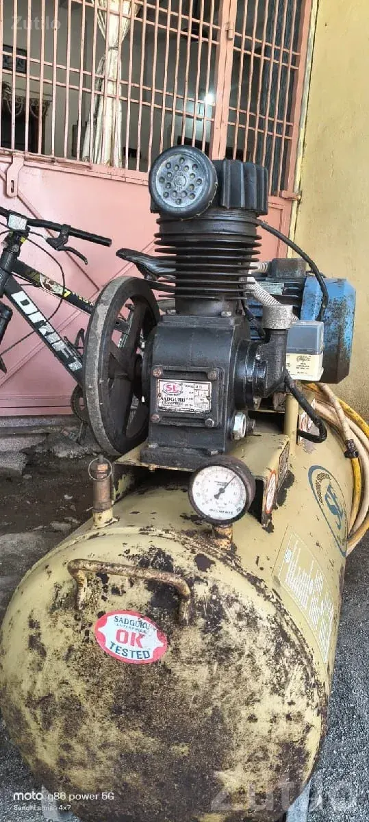 Air Compressor Machine in Good Condition - મશીનરી - જામજોધપુર - Image 3