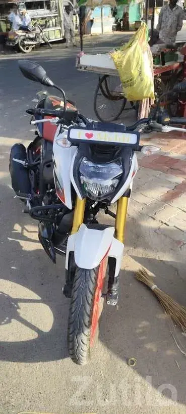 TVS Apache RTR 160 4V Bike - બાઇક્સ - સાણંદ - Image 3