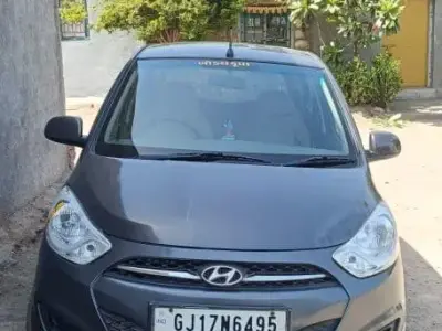 Hyundai i10 Magna 2012 CNG Petrol Hyundai i10 Magna 2012 CNG Petrol