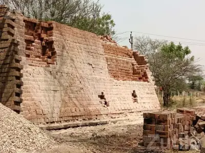 Red Clay Bricks for Construction Work