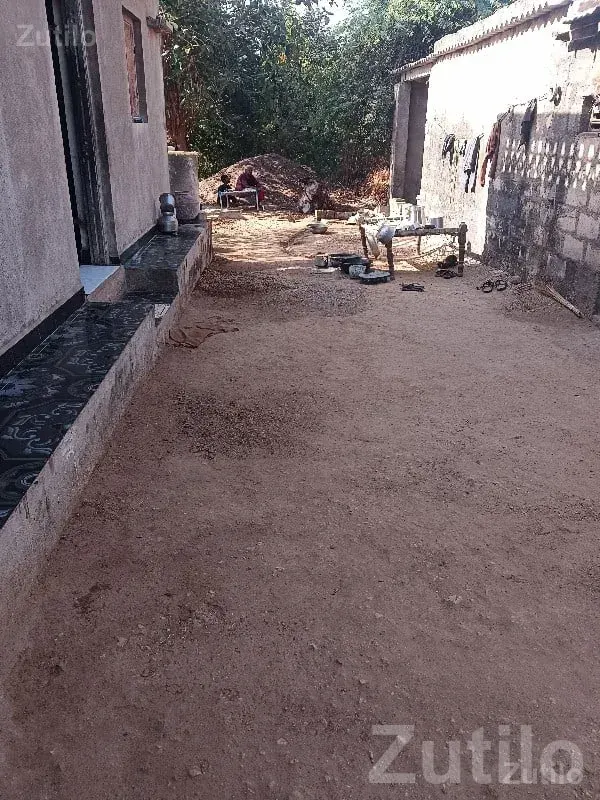 Shops with Houses for Sale in Bhanvad - Commercial Property - Bhanvad - Image 3