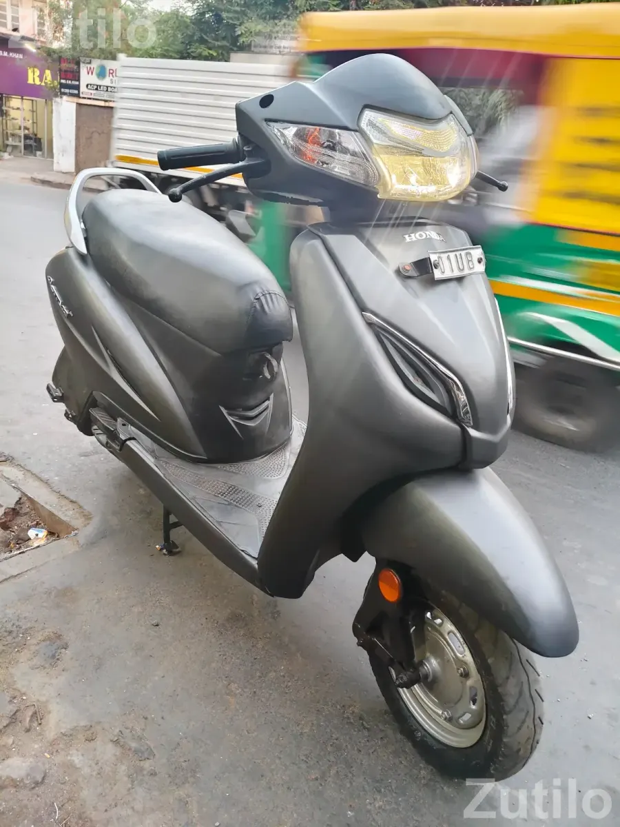 Activa 5G 2018 model company condition - Bikes - Ahmedabad City - Image 2