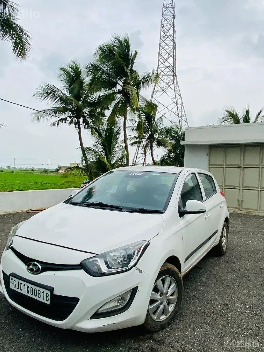 i 20 - કાર - ગાંધીનગર શહેર - Image 2
