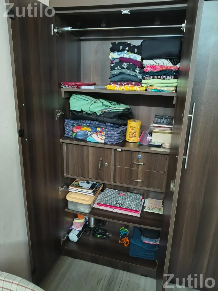 Cupboard 2 door - વોર્ડરોબ, કબાટ અને સ્ટોરેજ - સુરત શહેર - Image 3