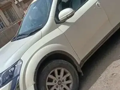 Mahindra XUV500 for Wedding and Tour Rental Mahindra XUV500 for Wedding and Tour Rental