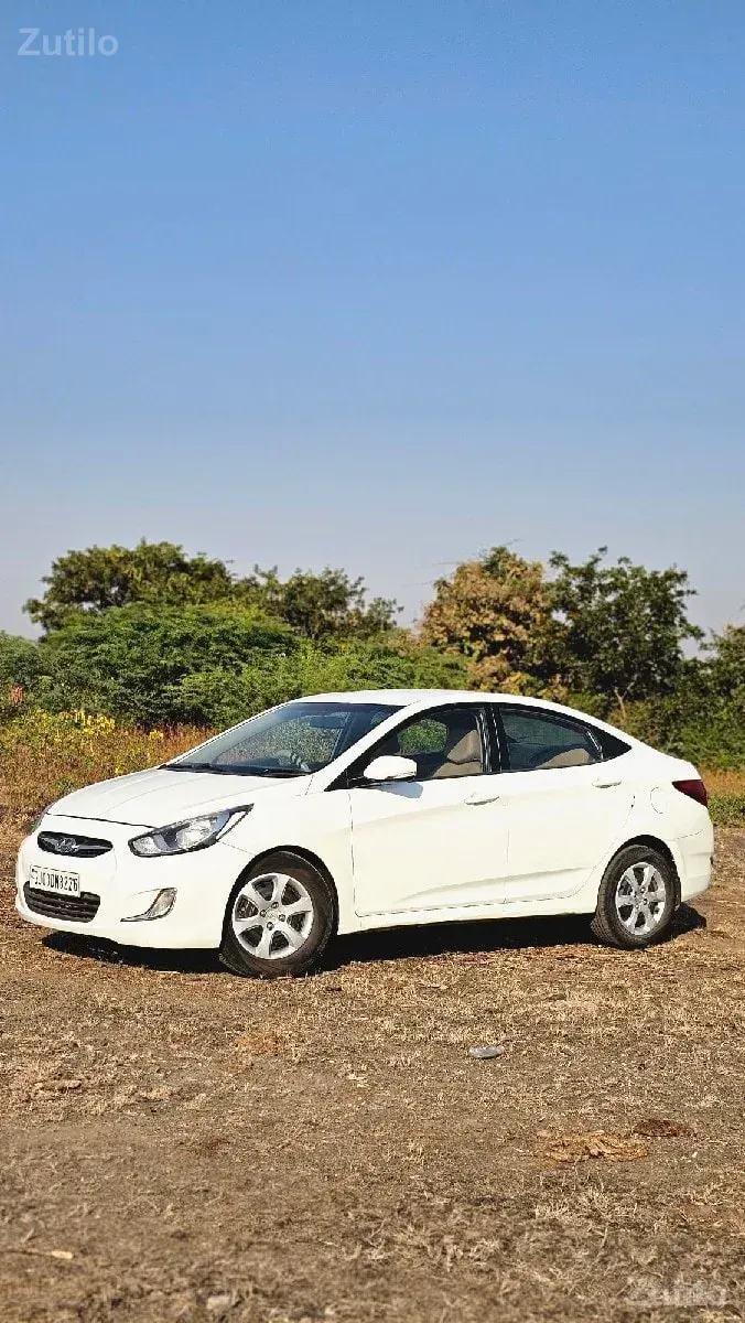 HYUANDIA VERNA - Cars - Una - Image 2