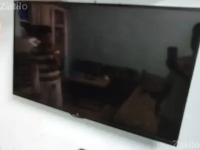 43 inchMI TV display panel damage
