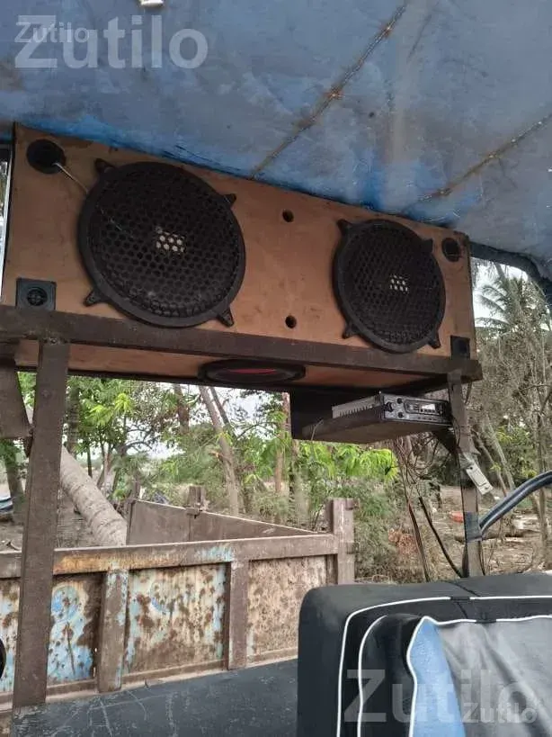 Tractor Sound System with Speakers and Subwoofer - ઇલેક્ટ્રોનિક ઍક્સેસરીઝ - મુન્દ્રા - Image 4