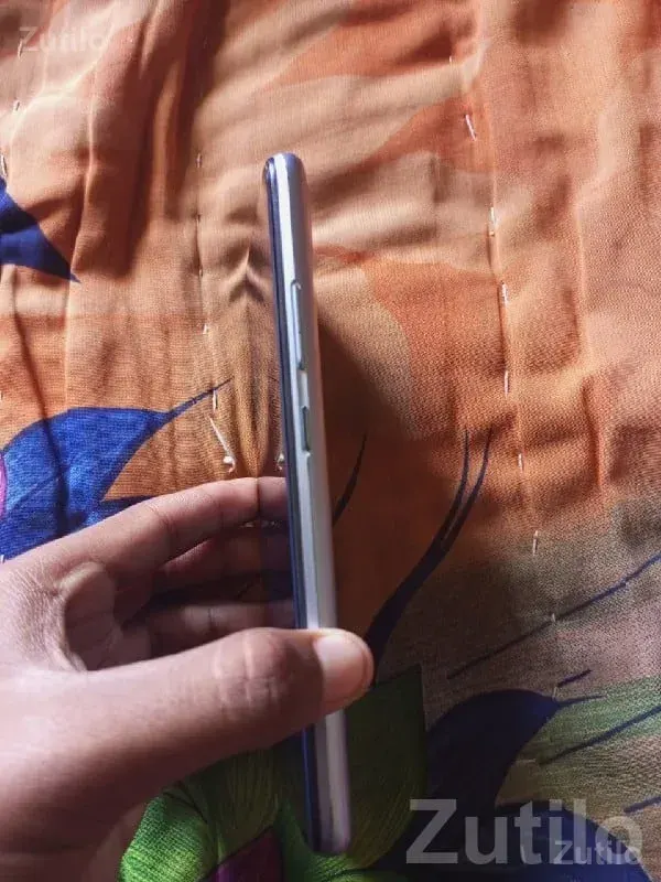 Realme C15 Silver Quad Camera Phone - Mobile Phones - Bhanvad - Image 3