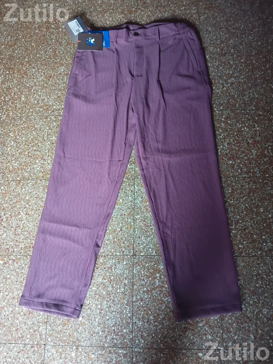 NYKAA FASHION Ribbed Textured Trousers  straight leg  pants - મહિલાઓના કપડા - અમદાવાદ શહેર - Image 3