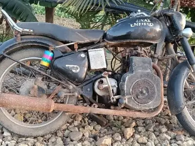 Diesel Bullet Motorcycle with Self Start Diesel Bullet Motorcycle with Self Start