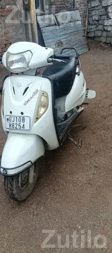 Suzuki Access 125 Scooter 2012 Model - બાઇક્સ - કોટડા સાંગાણી - Image 3