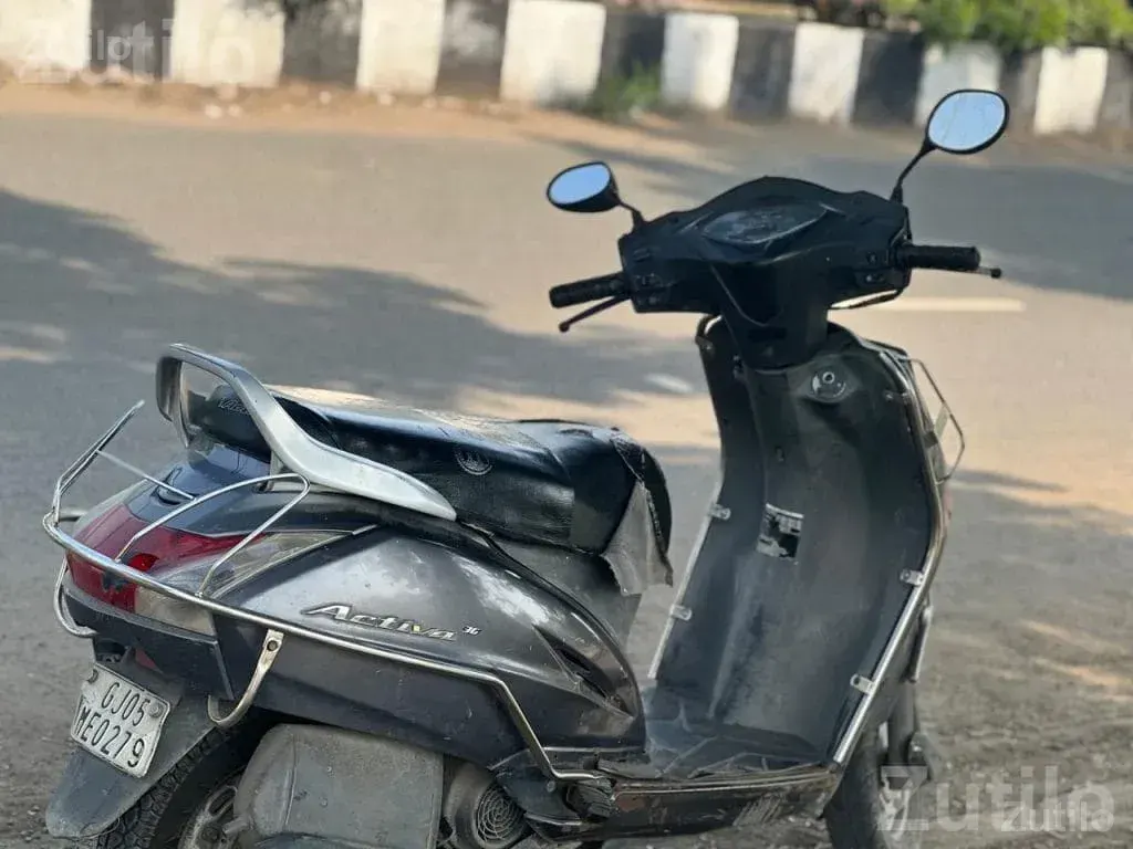 Honda Activa 3G 2015 Grey Scooter - Bikes - Surat City - Image 4