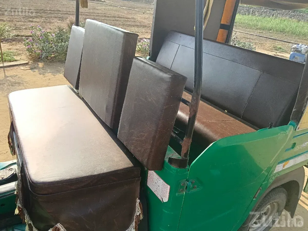 Bajaj Maxima CNG Auto Rickshaw 2020 - ઓટો રિક્ષા - દ્વારકા - Image 2