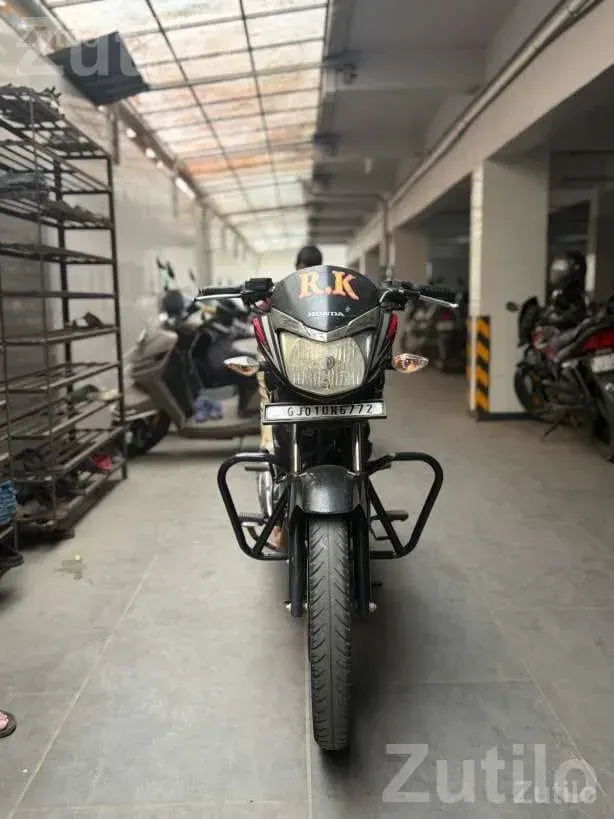 Honda CB Shine 2019 Self Start Bike - બાઇક્સ - સુરત શહેર - Image 2