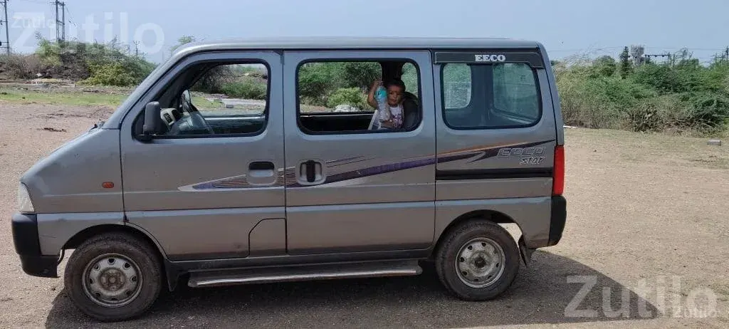 Maruti Suzuki Eeco 2019 Petrol CNG Van - વેન્સ - હળવદ - Image 5