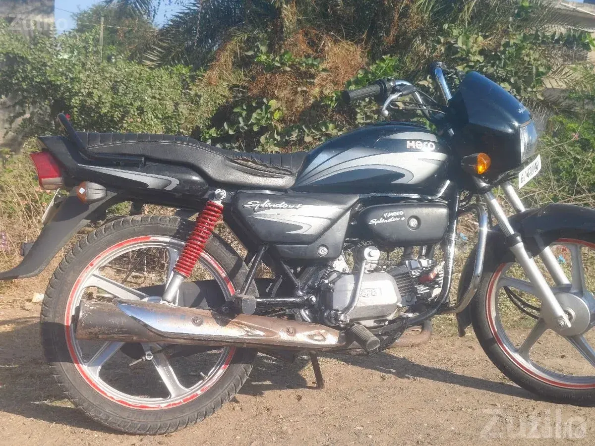 Hero Splendor Plus 2017 Used Bike - Bikes - Bhanvad - Image 2