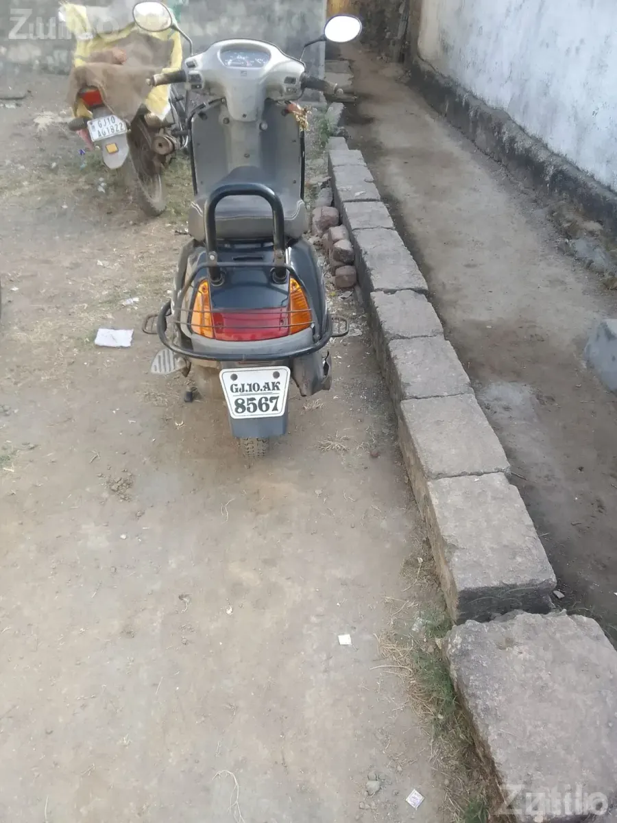 Honda Activa 2009 Scooter - Bikes - Lalpur - Image 4