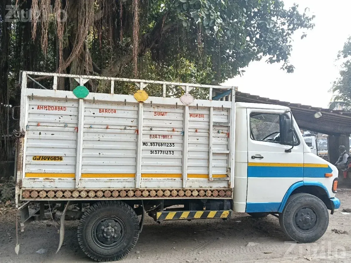 Tata 407 Goods Carrier 2004 Model - ટ્રક અને લોરી - માંગ્રોળ - Image 3