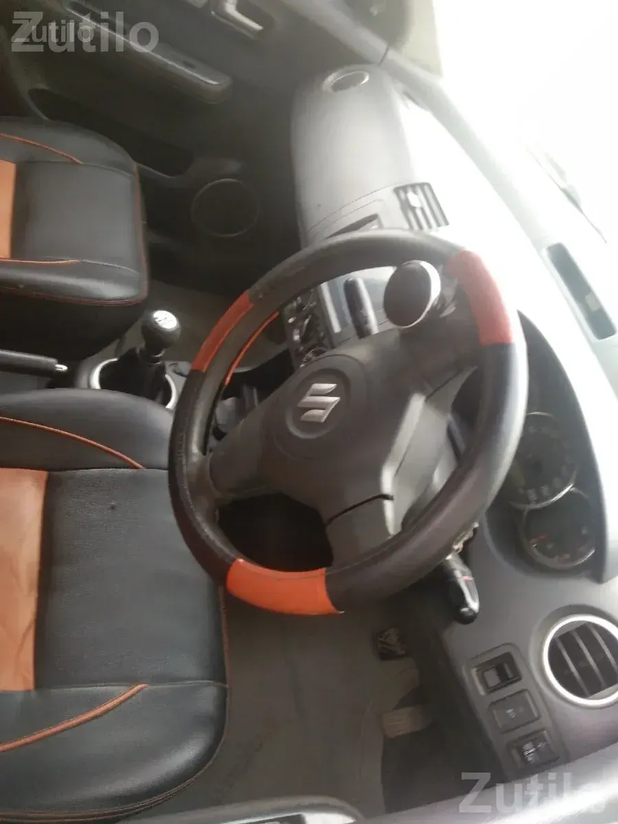 2011 Maruti Suzuki Swift VDI Diesel - Cars - Porbandar City - Image 2