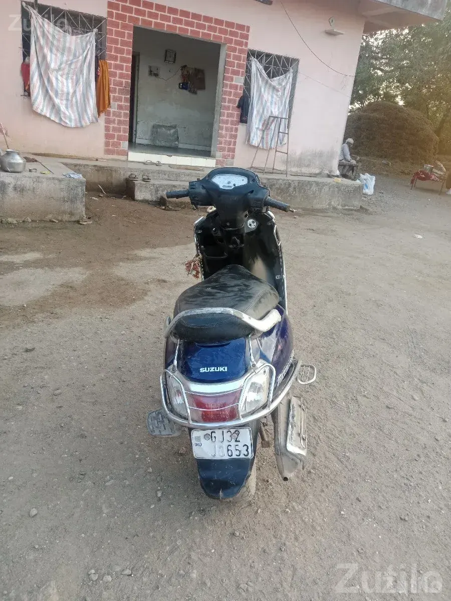 Used Suzuki Access 125 Scooter 2018 - Bikes - Upleta - Image 2