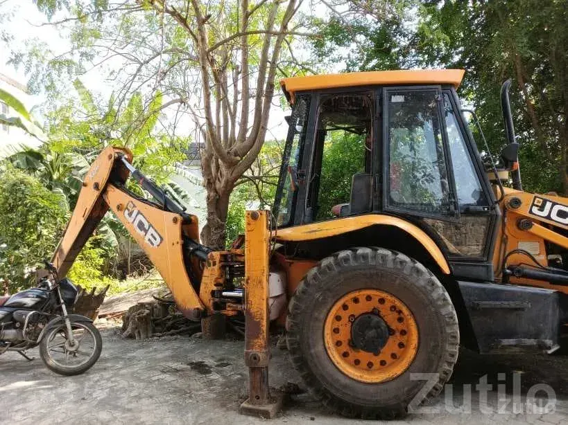 2011 JCB Backhoe Loader 3 Owner - બાંધકામના વાહનો - જુનાગઢ - Image 2