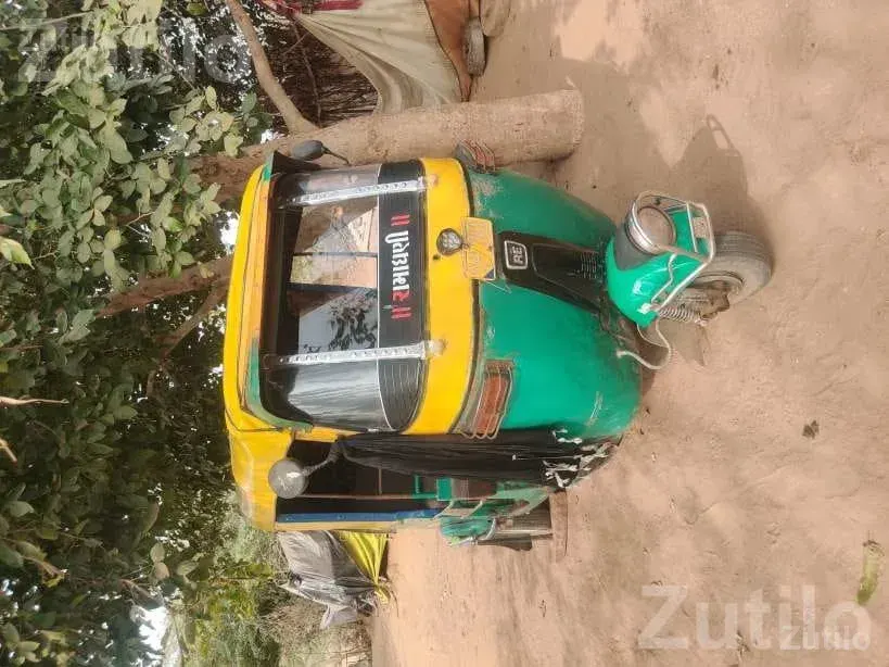 2011 Auto Rickshaw Running Condition - ઓટો રિક્ષા - ડાંટીવાડા - Image 4