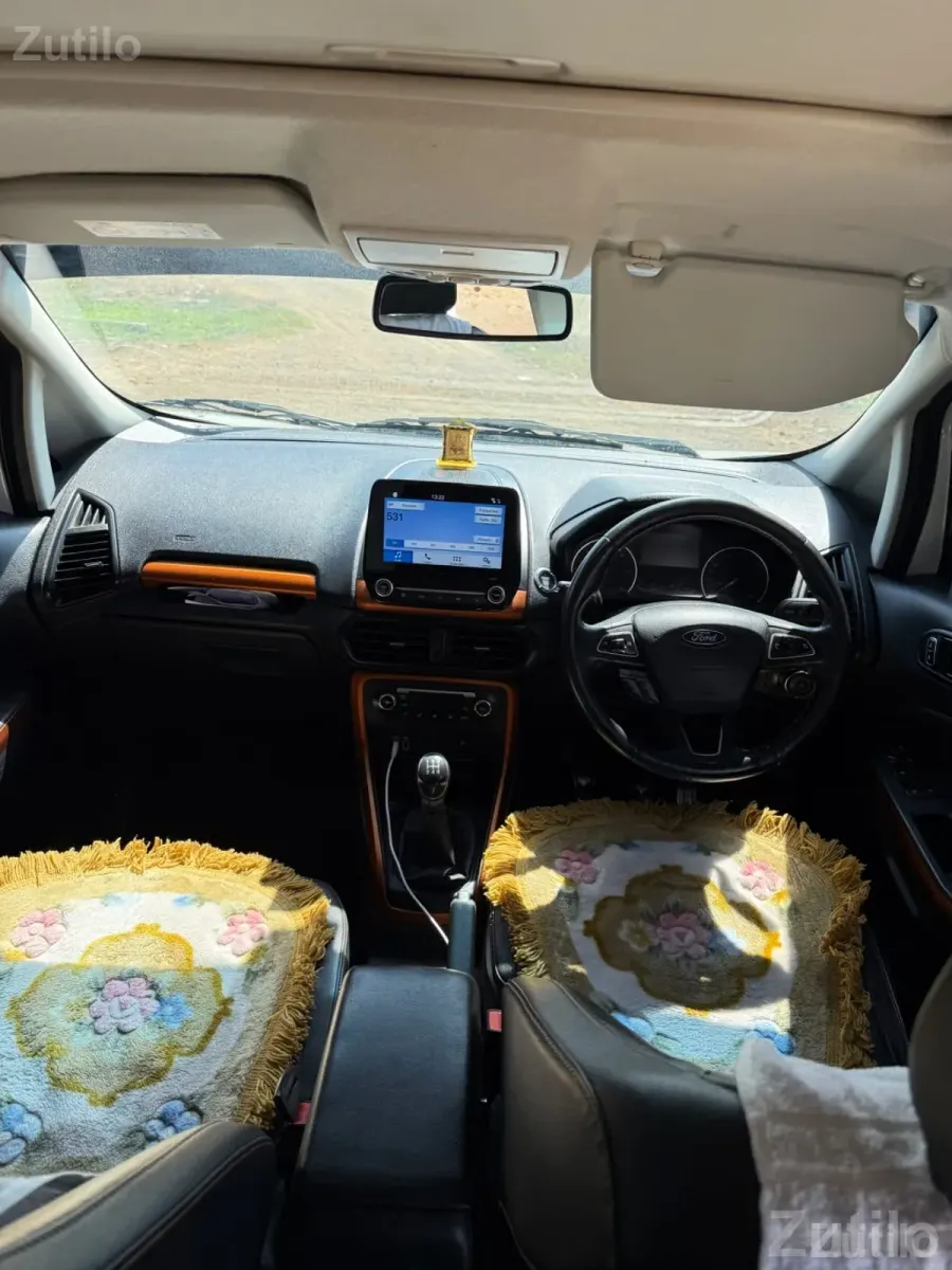 Ford EcoSport, titanium S  top model sunroof cruise control model- 07/10/2019 - કાર - જામનગર શહેર - Image 5