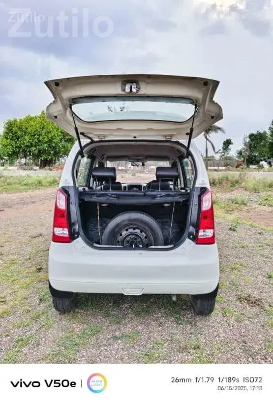 Maruti Suzuki WagonR LXI 2014 Petrol CNG - Cars - Surat City - Image 3