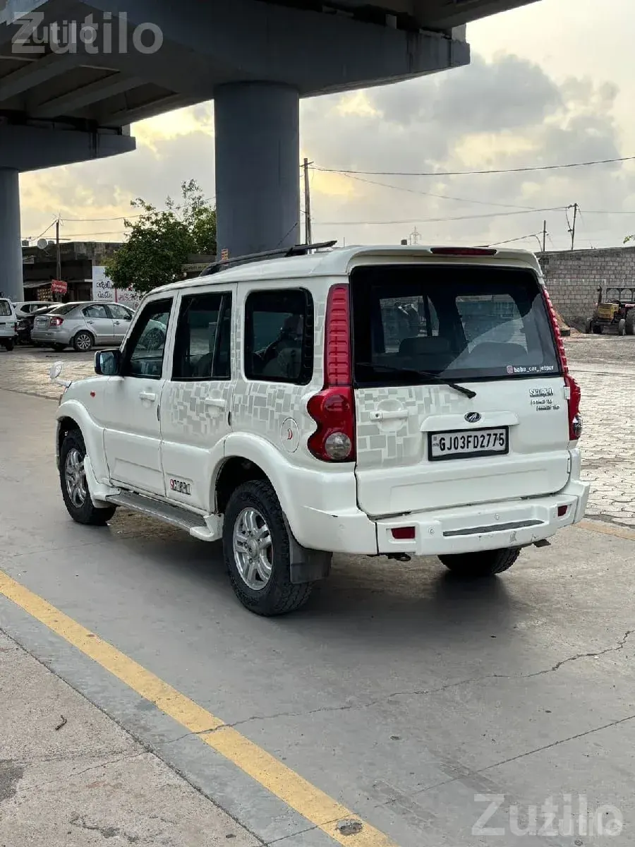2014 Mahindra Scorpio VLX Top Model - Cars - Rajkot City - Image 3