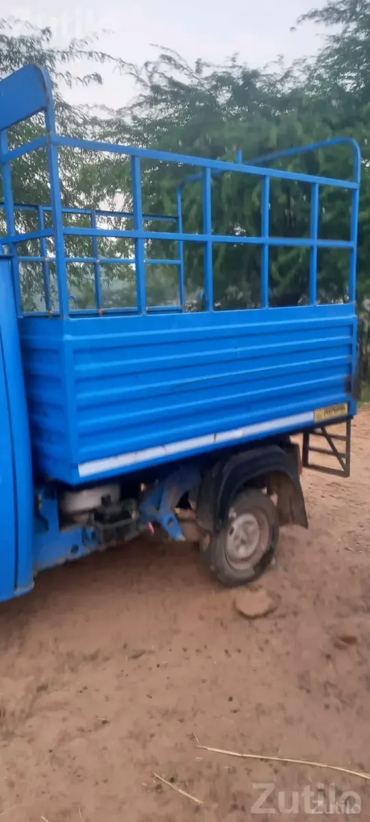 Goods Auto Rickshaw for Company Contract Trips - ઓટો રિક્ષા - મહેમદાવાદ - Image 2