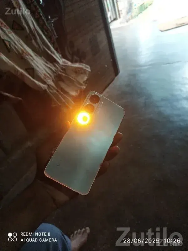 Vivo Silver Smartphone with Dual Camera - Mobile Phones - Upleta - Image 3