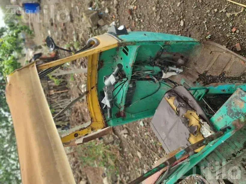 2010 Auto Rickshaw in Non-Running Condition - Auto Rickshaws - Chotila - Image 5