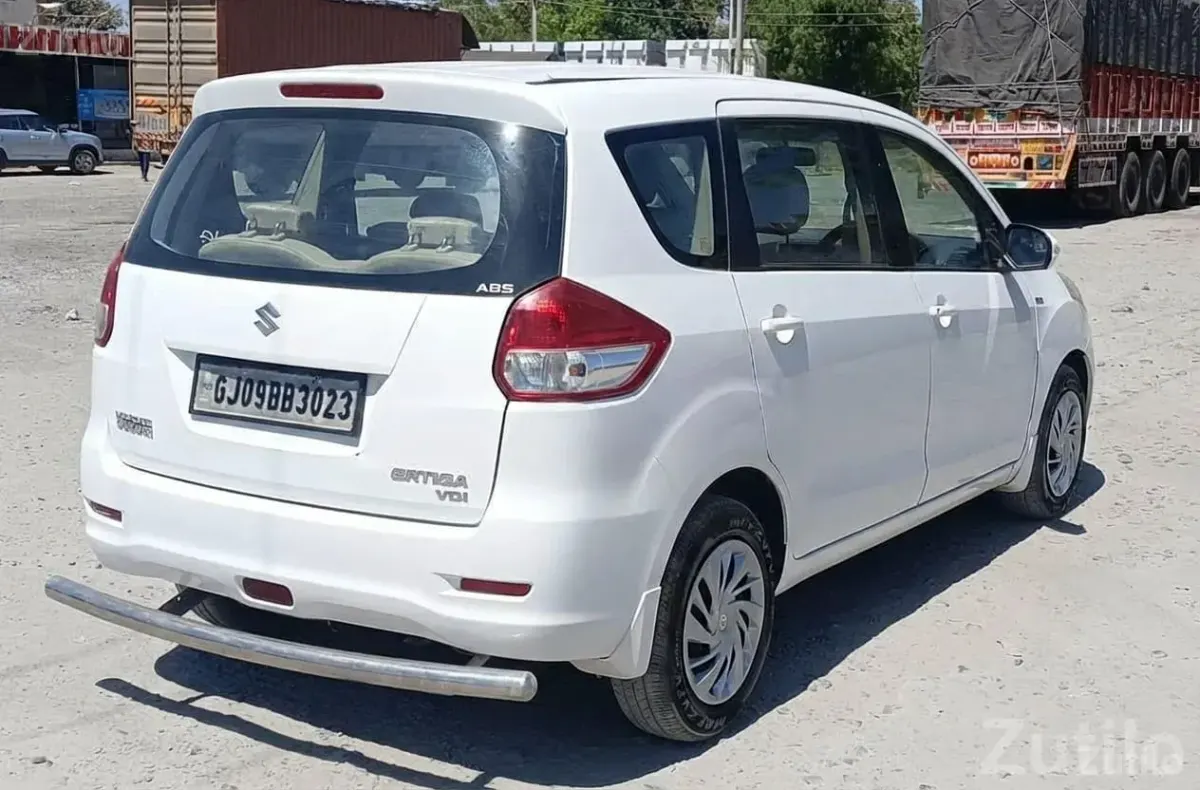Maruti Suzuki Ertiga VDI White MPV - Cars - Siddhpur - Image 2
