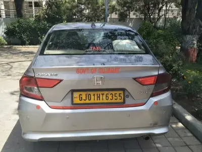 2019 Honda Amaze Silver Sedan - Taxi Ready 2019 Honda Amaze Silver Sedan - Taxi Ready