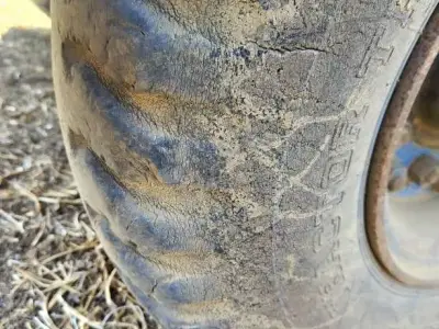 Used Trolley Tyre for Vehicle Used Trolley Tyre for Vehicle