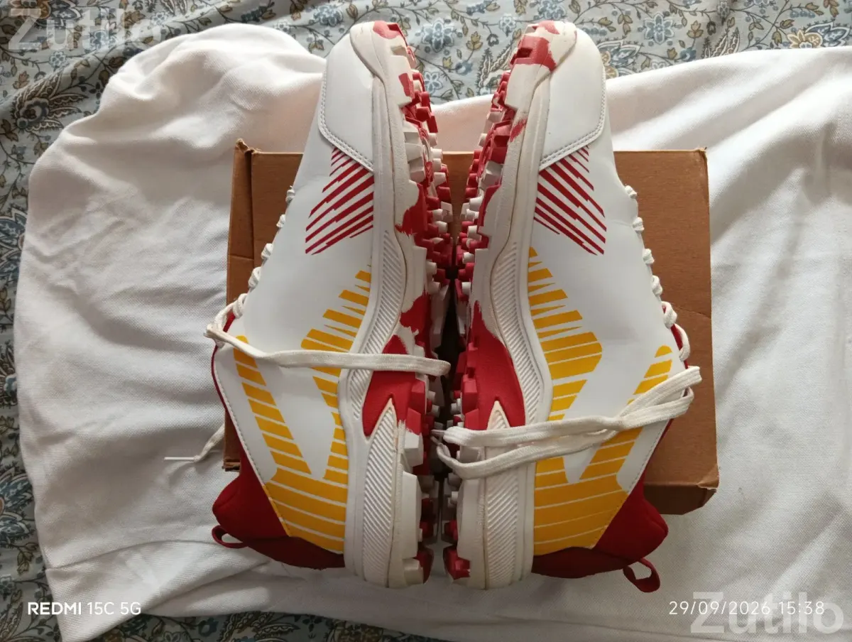 Performax cricket shoes uk-8 excellent condition - Sports Items - Sanand - Image 4