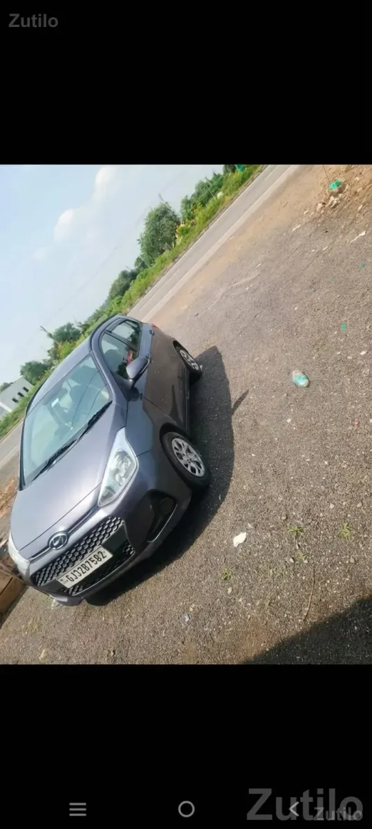 Hyundai i10 Sportz 1.2 Grey Hatchback - Cars - Keshod - Image 3
