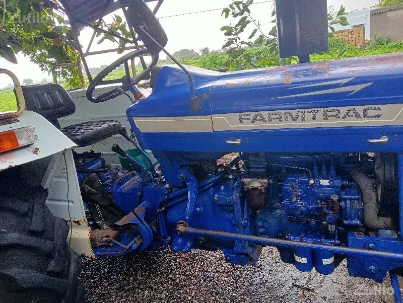 2012model - Tractors - Jasdan Road Area - Image 2