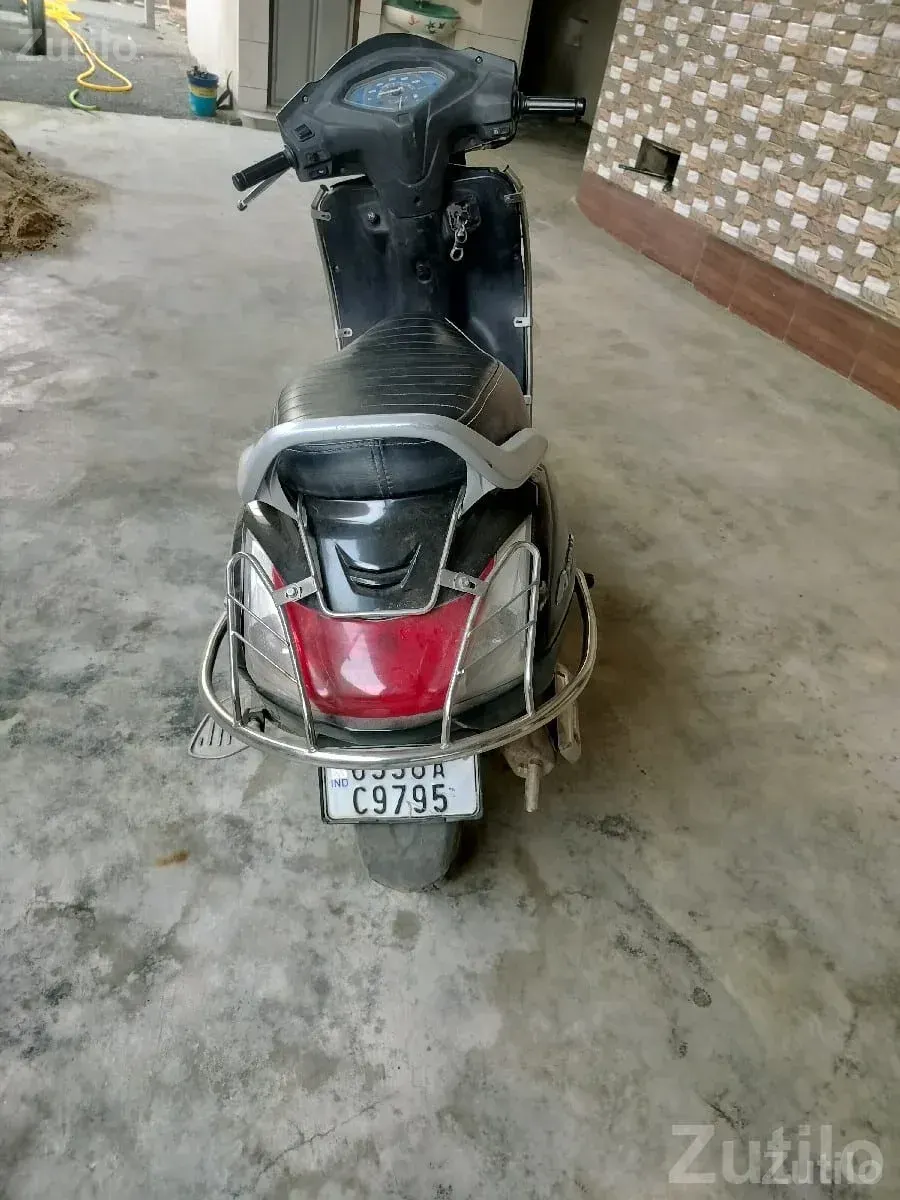 Honda Activa 5G Scooter 2019 for Sale - Bikes - Bhanvad - Image 2