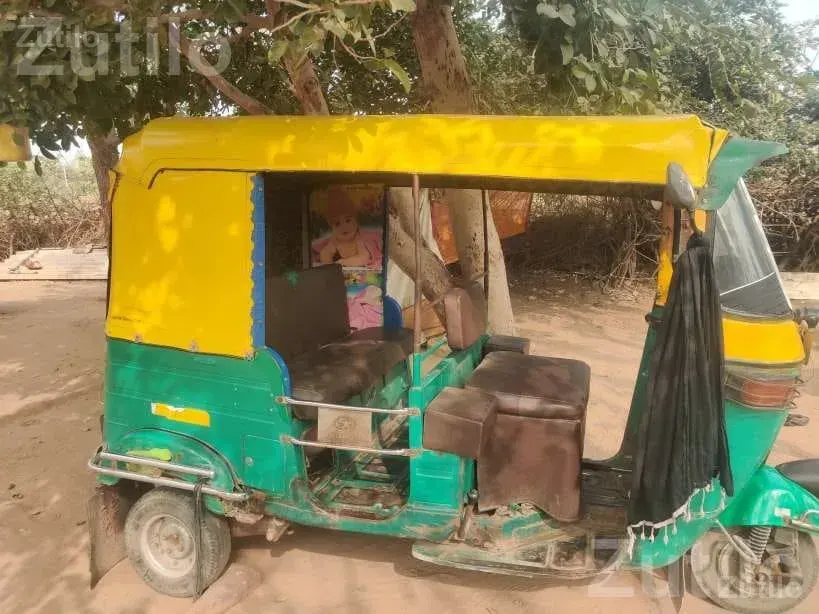 2011 Auto Rickshaw Running Condition - ઓટો રિક્ષા - ડાંટીવાડા - Image 3