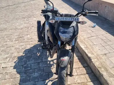 TVS Apache RTR 4V 2022, 19,000 km Run TVS Apache RTR 4V 2022, 19,000 km Run
