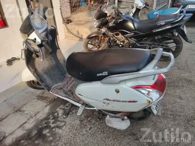 Honda Activa 125cc 2015 Scooter - બાઇક્સ - નવસારી - Image 2