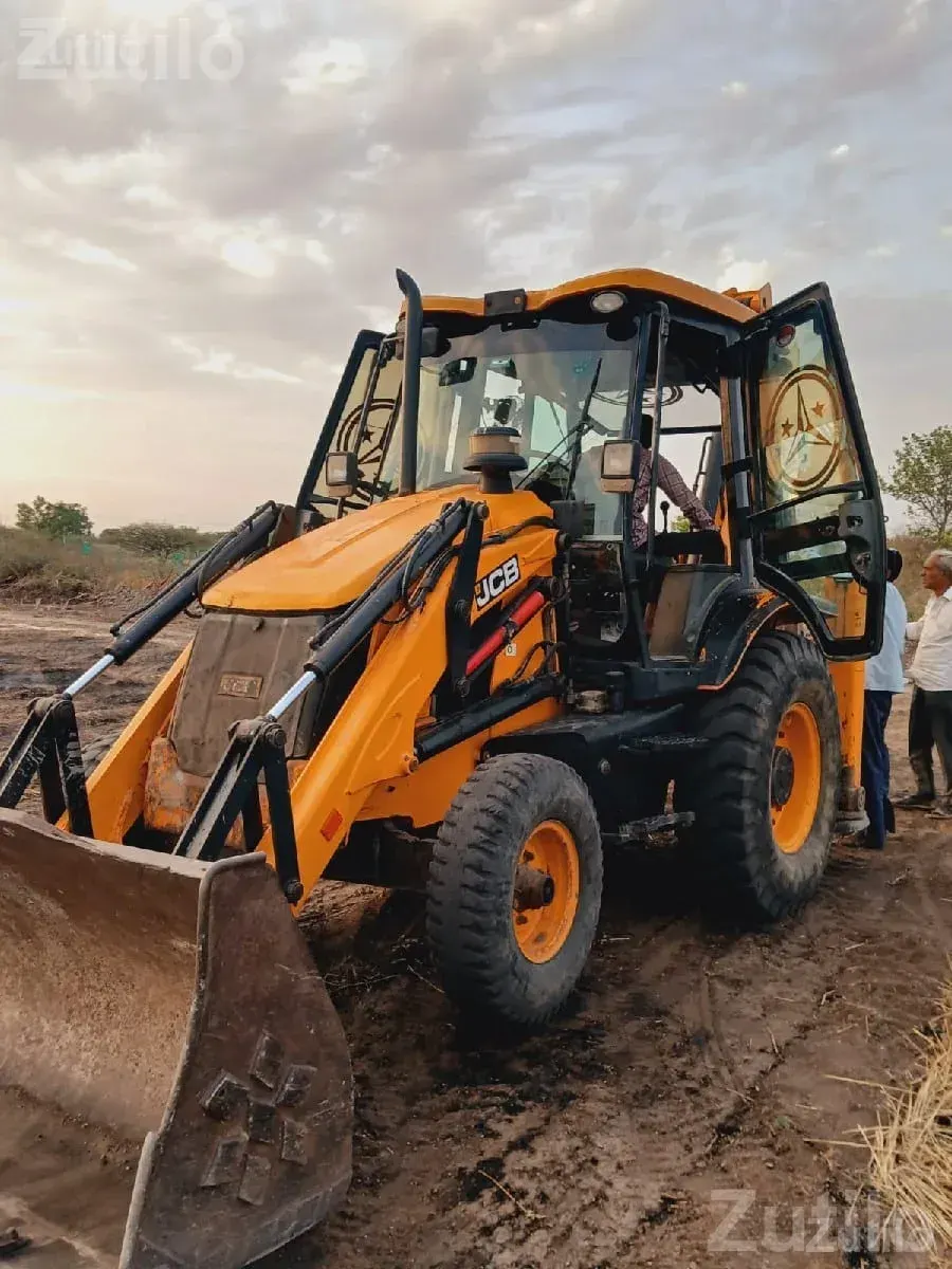 JCB 3DX Backhoe Loader 2019 Model - બાંધકામના વાહનો - બાગસરા - Image 2