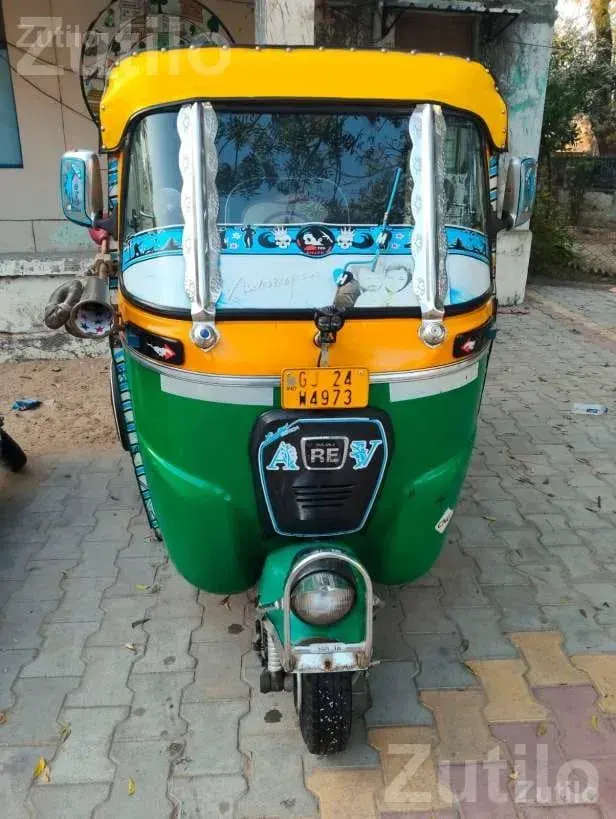 2019 2 Stroke Auto Rickshaw - Auto Rickshaws - Patan City - Image 2